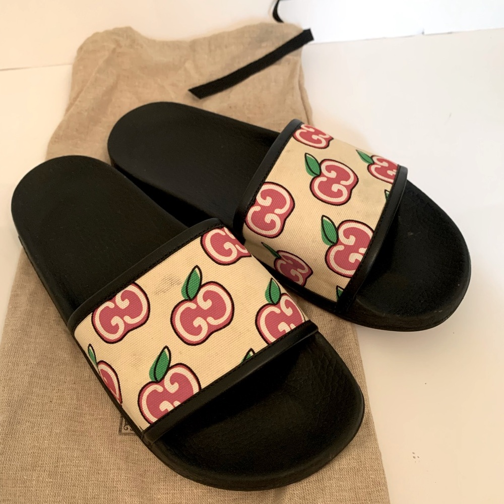 Gucci Apple Slides 39